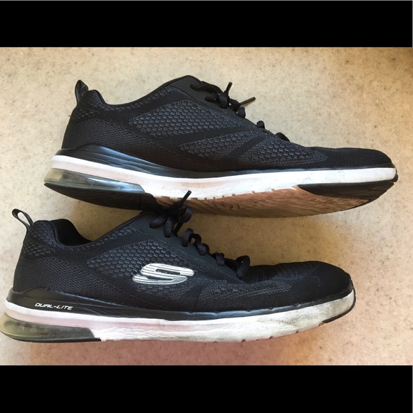 skechers lightweight tennis shoes
